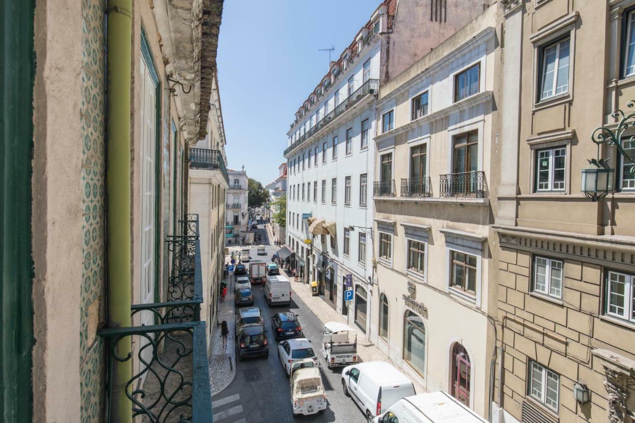 Blue Tiles In City Center Lisbon Luaran gambar